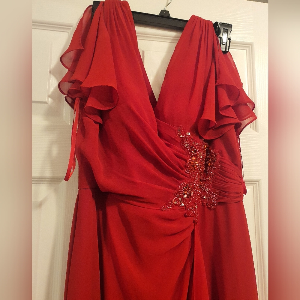 Red party dress